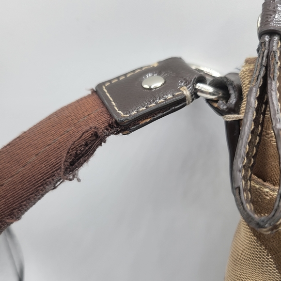 Coach sling bag with wallet - Picture 9 of 13